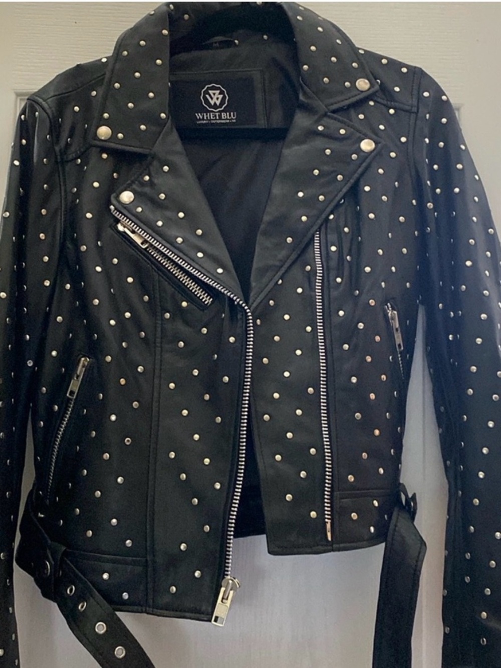 🩷Women's Black Studded 100% real Leather Moto Jacket new without tags🩷
